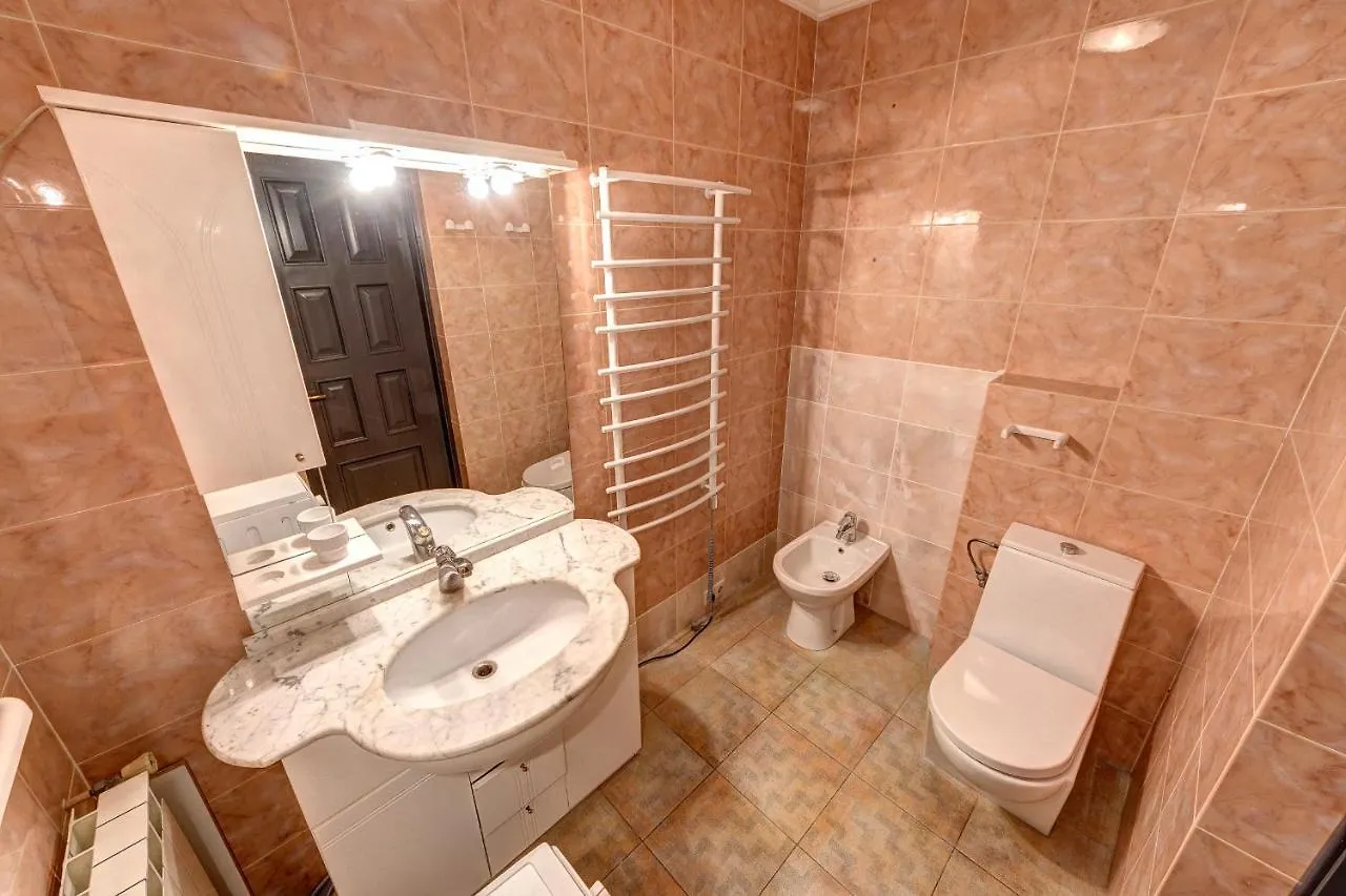 Apartments On Mykilsko-Botanichna St, 14 Kiev